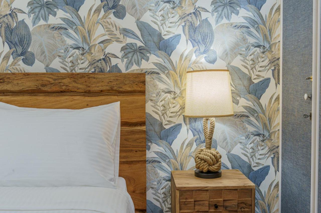 Motley Luxury Apartment By Estia Heraklion  ภายนอก รูปภาพ