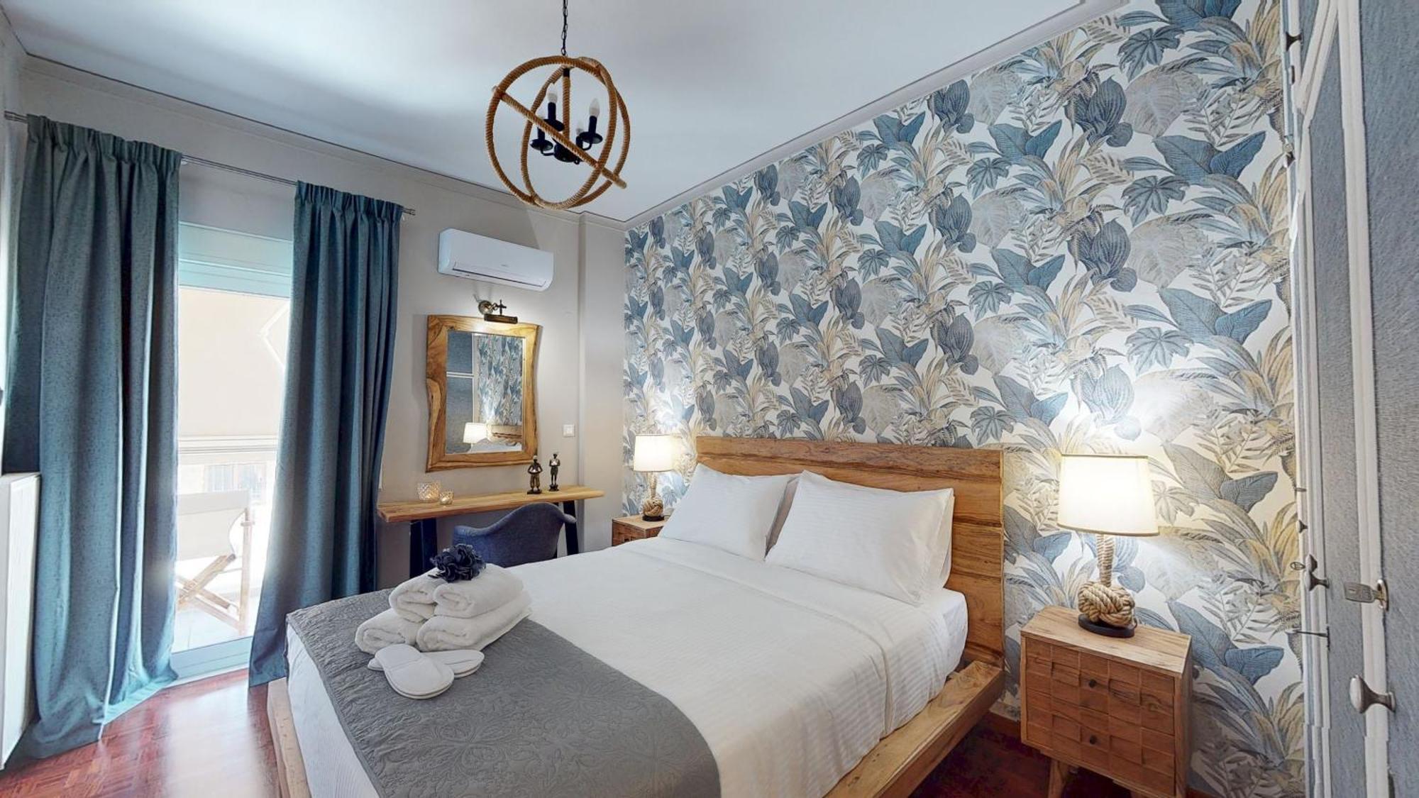 Motley Luxury Apartment By Estia Heraklion  ภายนอก รูปภาพ